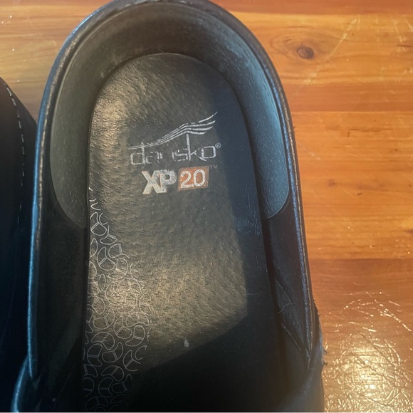 Dansko Black Clogs XP 2.0 - Picture 6 of 13